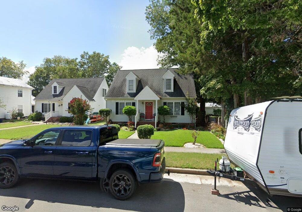 815 Lee St, West Point, VA 23181 - photo 1