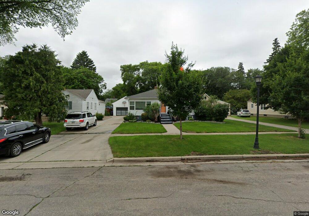 1422 9th St N, Fargo, ND 58102 - photo 1