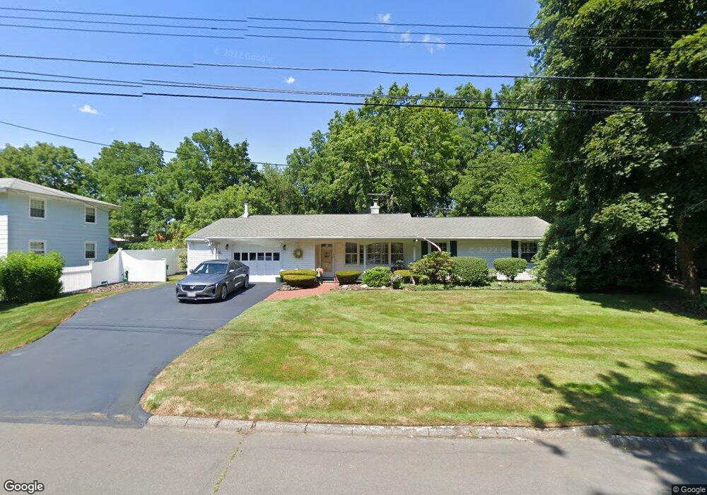 10 Winifred Rd, Framingham, MA 01701 - photo 1