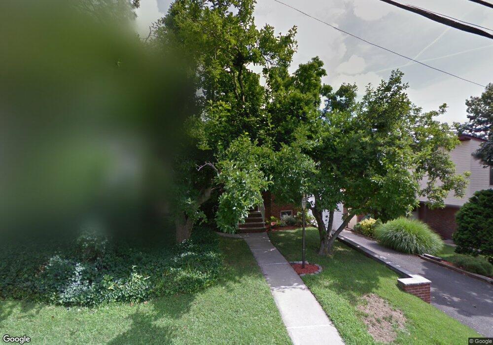 141 Columbus Ave, Hasbrouck Heights, NJ 07604 - photo 1