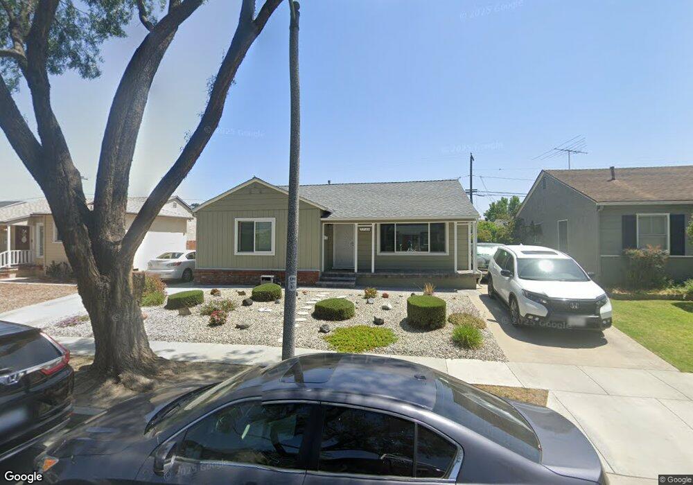 2744 Eckleson St, Lakewood, CA 90712 - photo 1