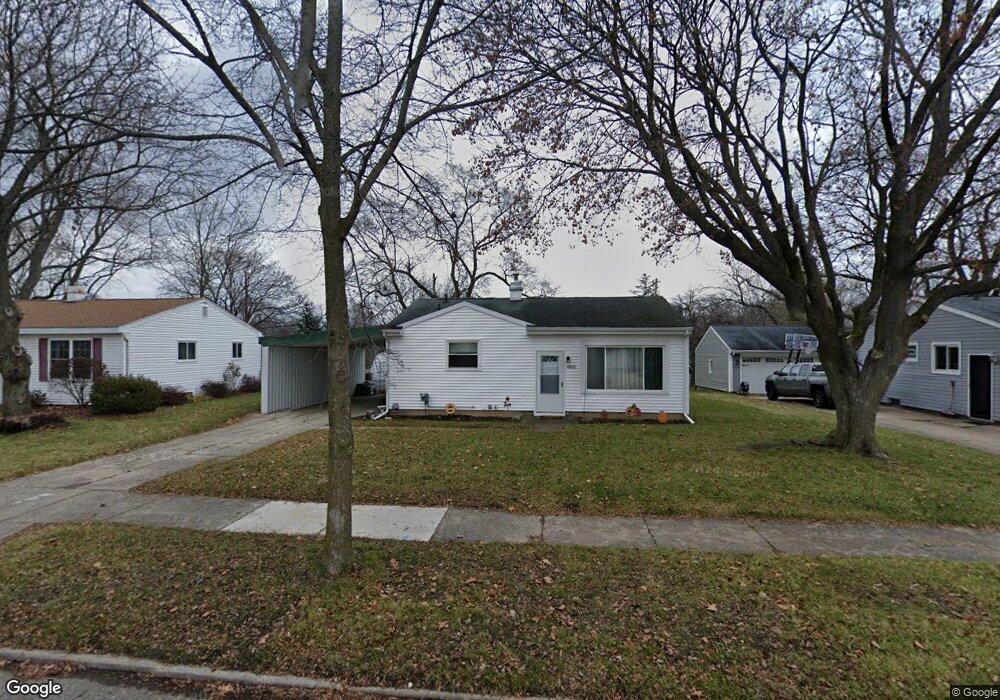4601 Lowcroft Ave, Lansing, MI 48910 - photo 1