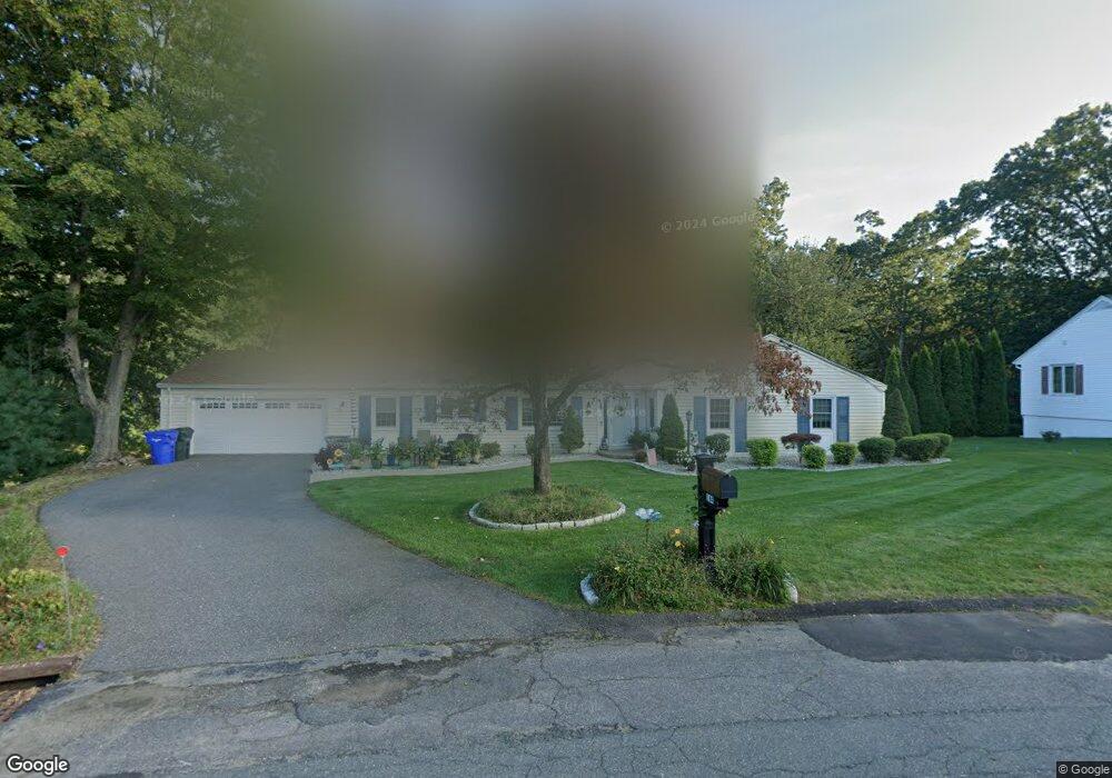 164 Pondview Dr, Springfield, MA 01118 - photo 1