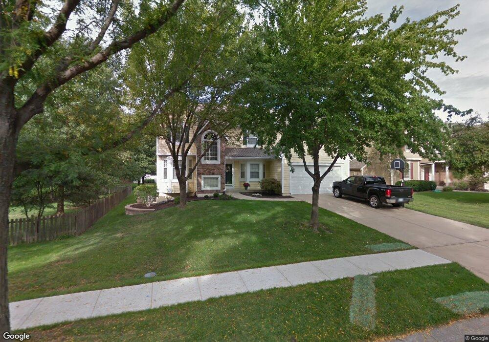 8404 Allman Rd, Lenexa, KS 66219 - photo 1