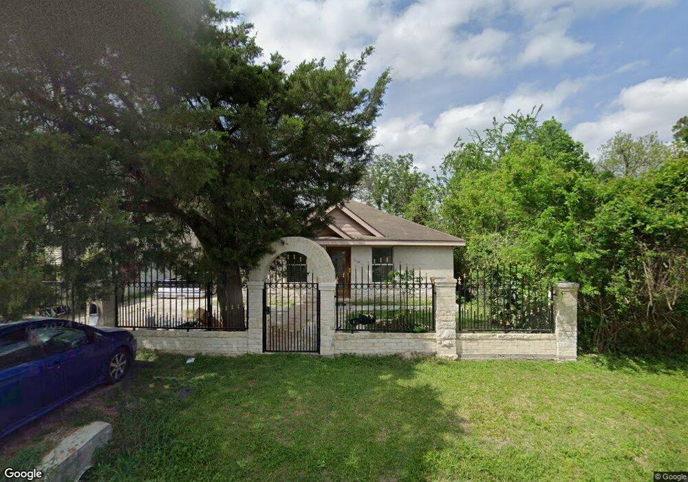 1311 De Boll St, Houston, TX 77022 - photo 1