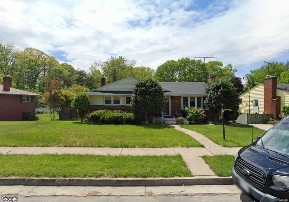 6817 Collinsdale Rd, Parkville, MD 21234 - photo 1