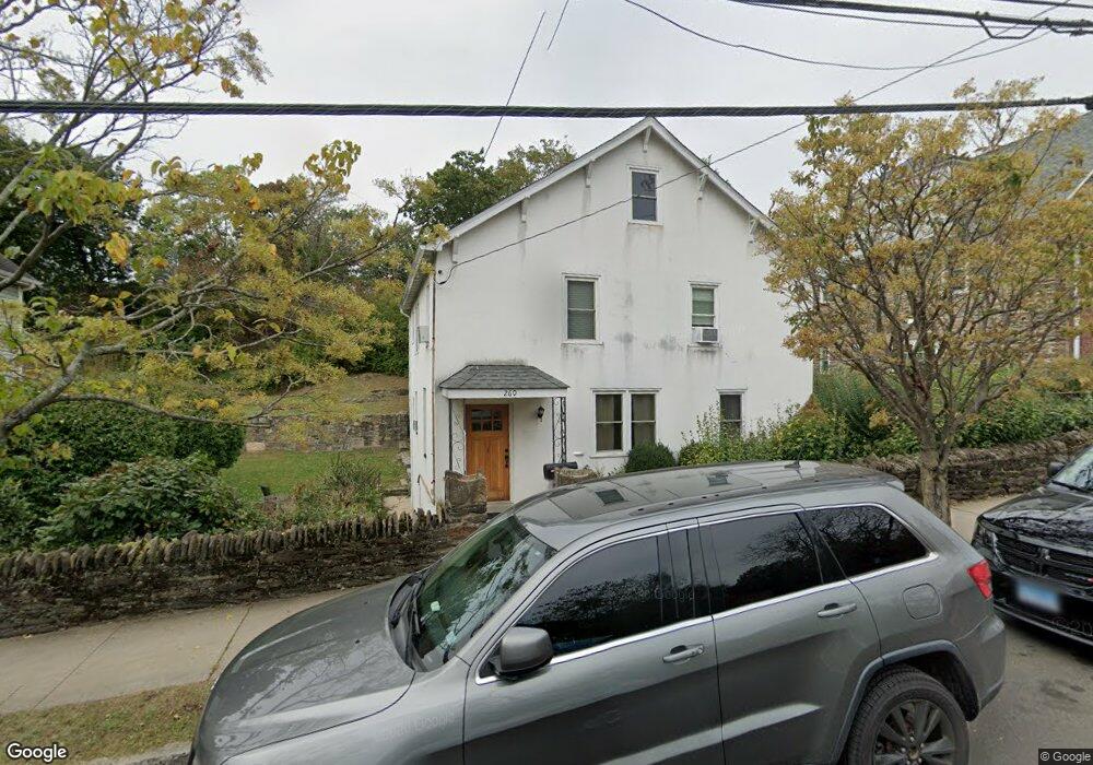 260 Davis Ave, Greenwich, CT 06830 - photo 1