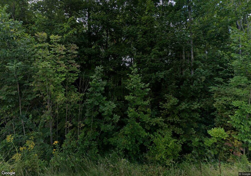 452 N Pembroke Rd, Pembroke, NH 03275 - photo 1