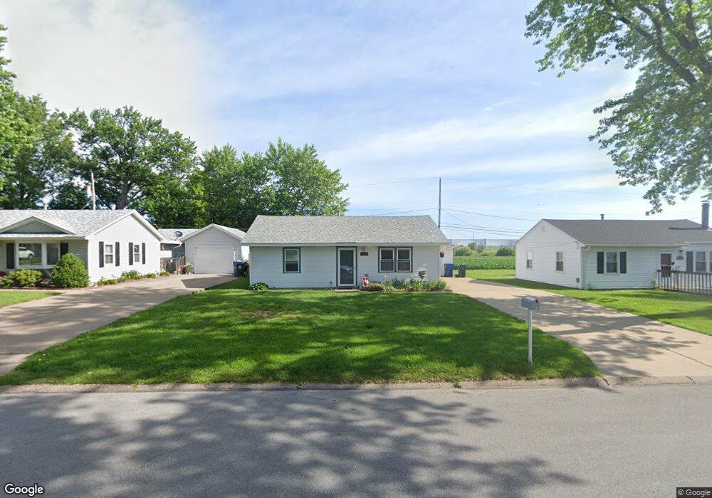 2108 W 75th Place, Davenport, IA 52806 - photo 1