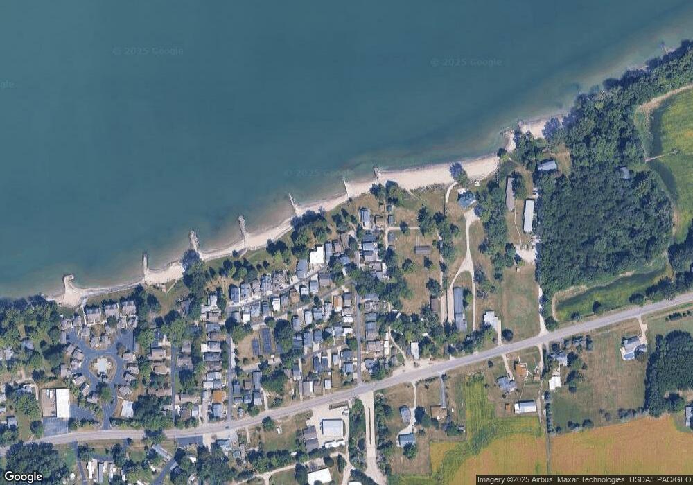 911 East Dr, Huron, OH 44839 - photo 1