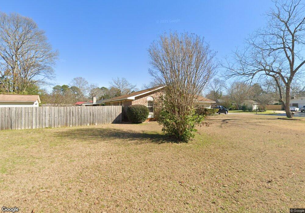 406 Forest Lake Dr, Warner Robins, GA 31093 - photo 1