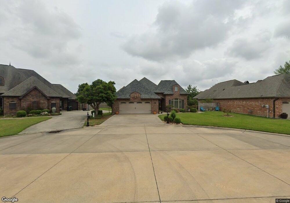 1017 Richmond Cir, Lake Charles, LA 70605 - photo 1