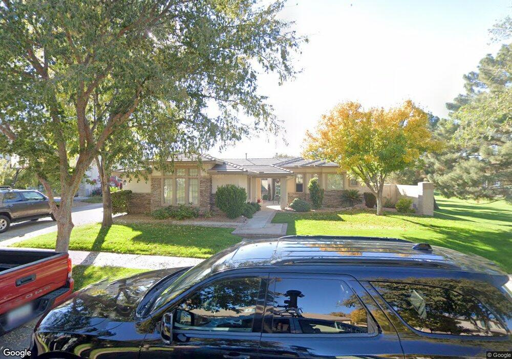 3067 E Comstock Dr, Gilbert, AZ 85296 - photo 1