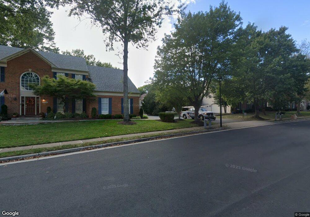 12793 Misty Creek Ln, Fairfax, VA 22033 - photo 1