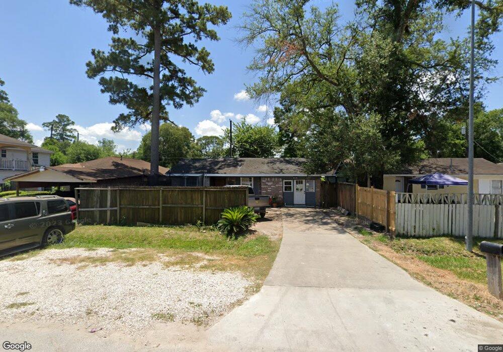 2433 Mayview Dr, Houston, TX 77091 - photo 1