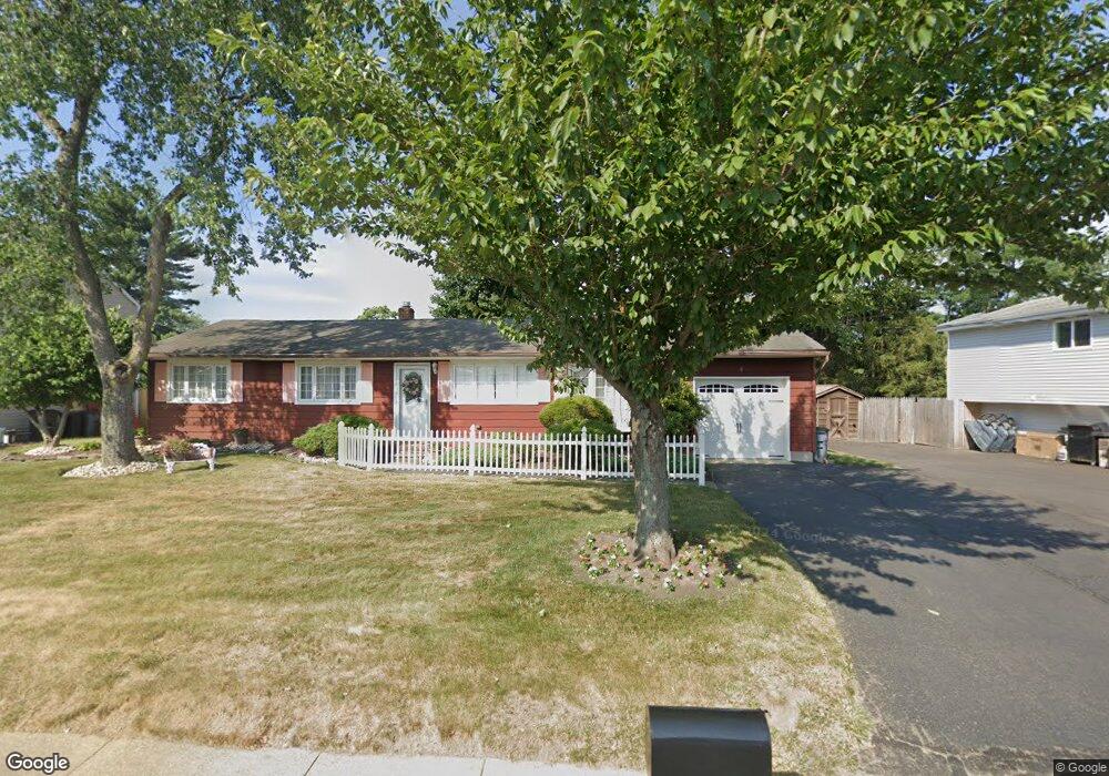 4 Middlesex Rd, Matawan, NJ 07747 - photo 1