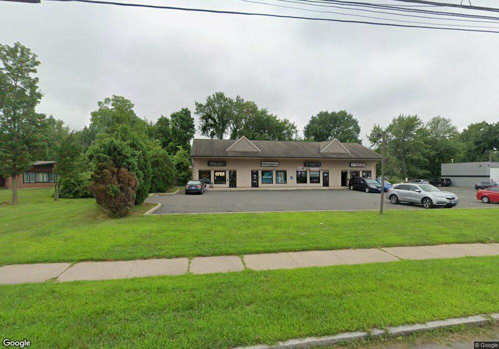 425 New Britain Ave, Newington, CT 06111 - photo 1