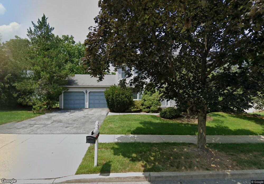 951 Pennsylvania St, Whitehall, PA 18052 - photo 1