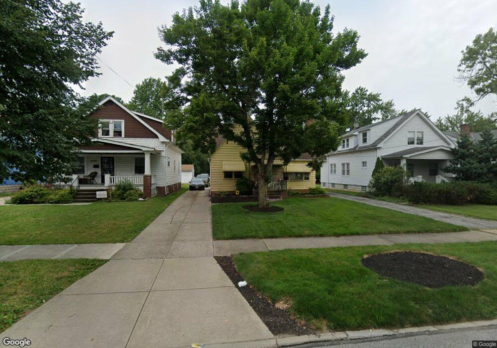 5230 Theodore St, Maple Heights, OH 44137 - photo 1