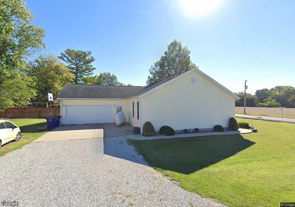 810 E Oak St, Princeton, IN 47670 - photo 1