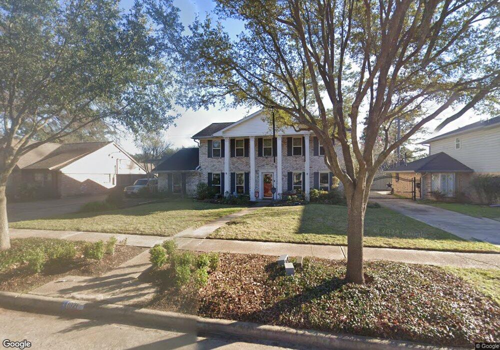 1021 Cheshire Ln, Houston, TX 77018 - photo 1