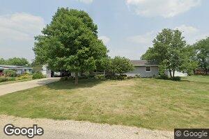 105 N Prairie Dr, Forreston, IL 61030