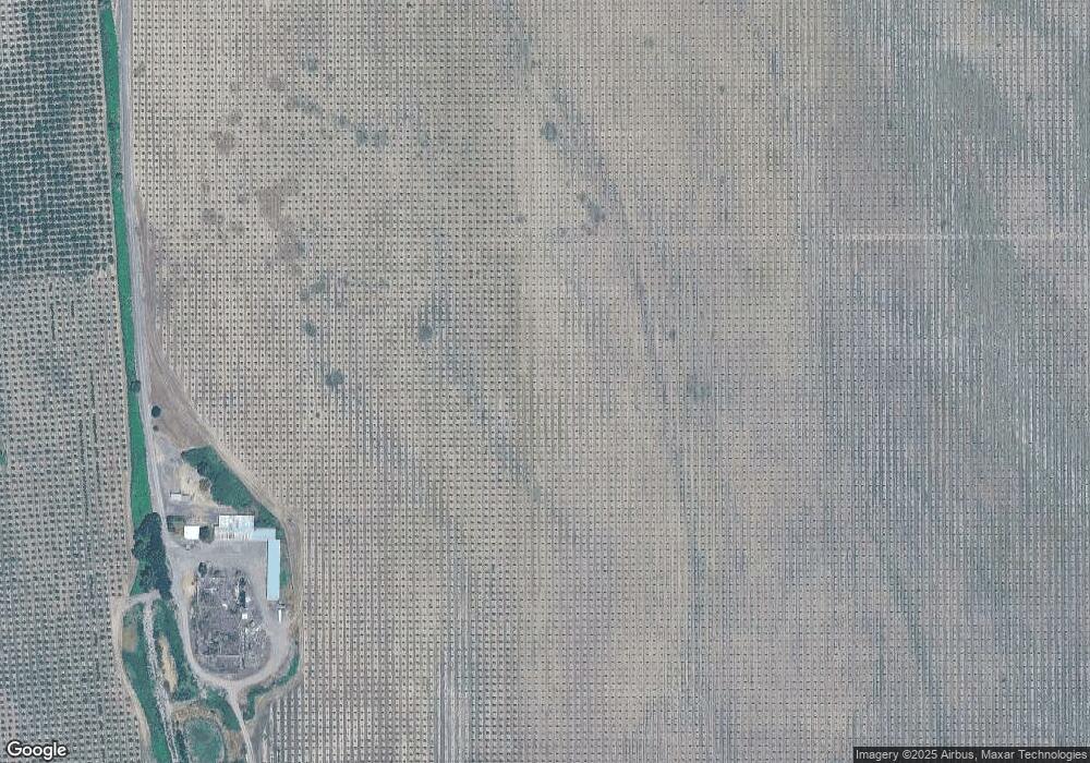 30400 Tosta Rd, Harrisburg, OR 97446 - photo 1