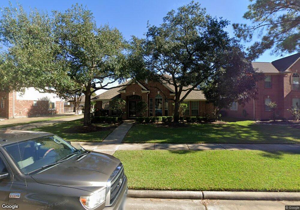 8902 Sunny Ridge Dr, Houston, TX 77095 - photo 1