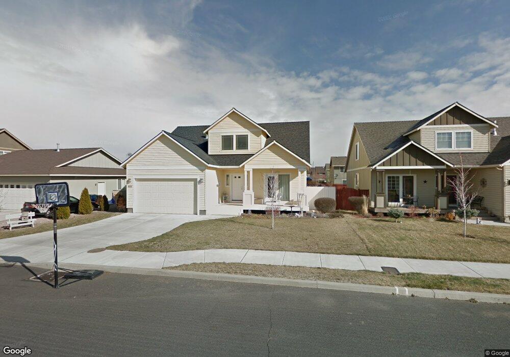 3027 SW Juniper Ave, Redmond, OR 97756 - photo 1