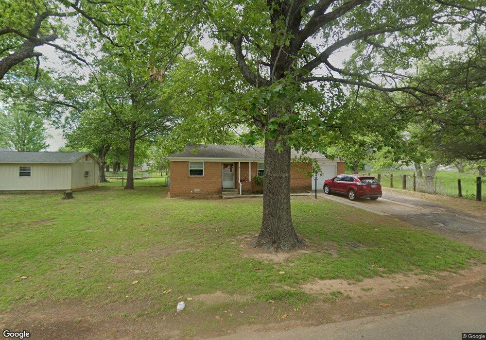 1920 W Johnson St, Denison, TX 75020 - photo 1