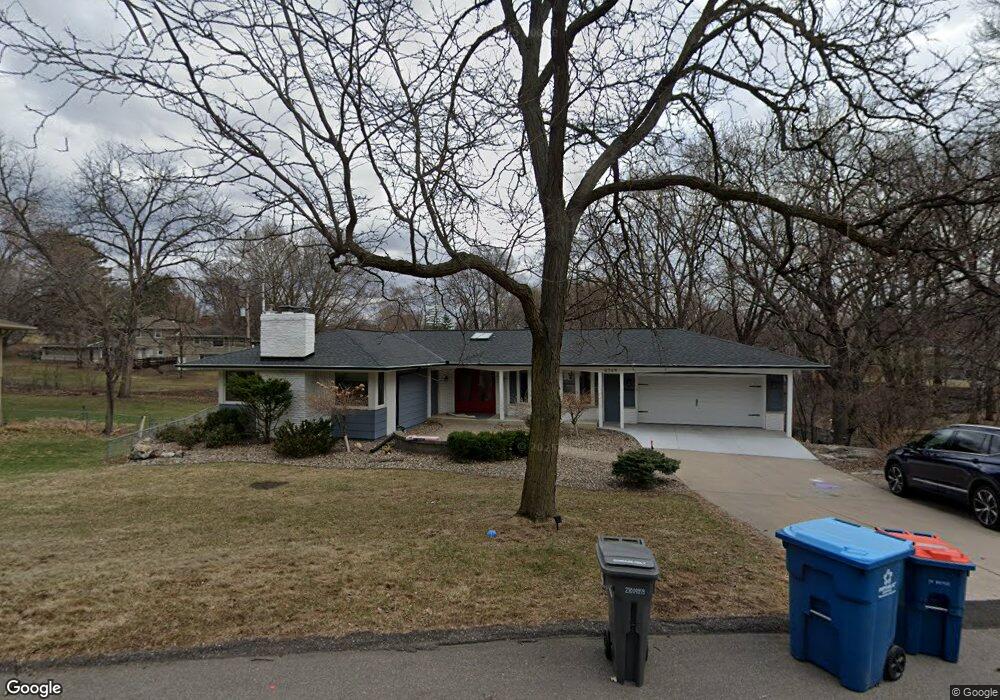 4749 Coventry Rd E, Minnetonka, MN 55345 - photo 1