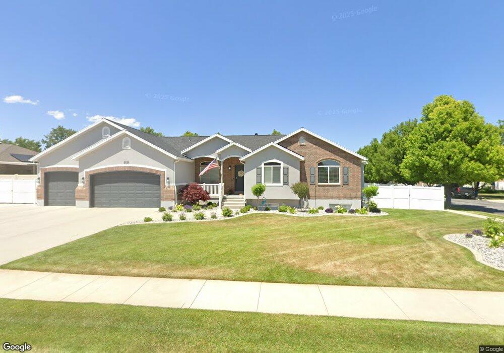 3236 Smithfield Cir, South Jordan, UT 84095 - photo 1