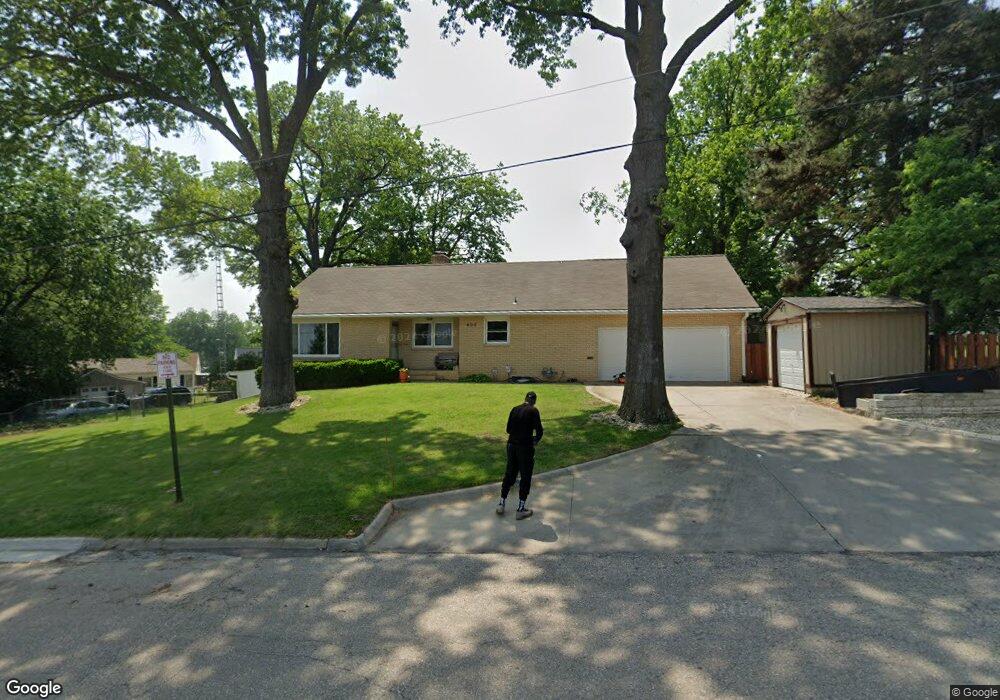 605 SW 24th St, Topeka, KS 66611 - photo 1