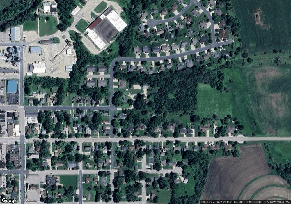 485 E 3rd St, Zumbrota, MN 55992 - photo 1