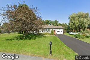 75 Lynwood Dr, Derby, VT 05829