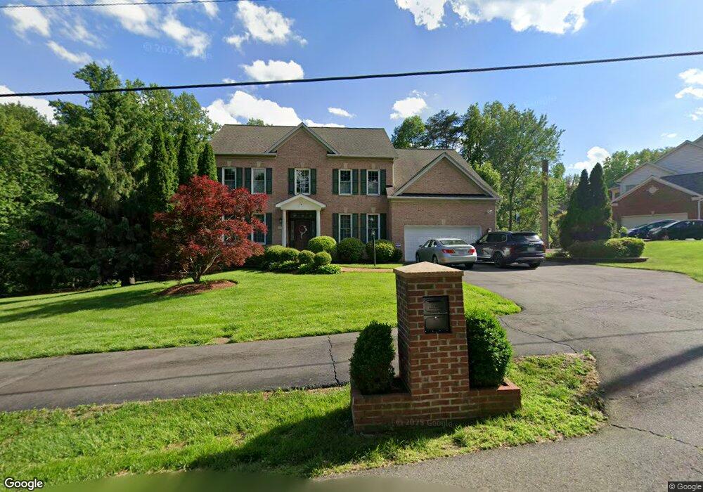 12705 Westbrook Dr, Fairfax, VA 22030 - photo 1