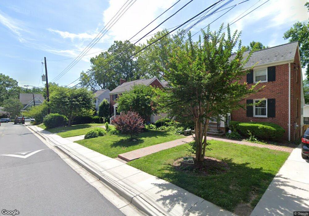 4504 Harling Ln, Bethesda, MD 20814 - photo 1