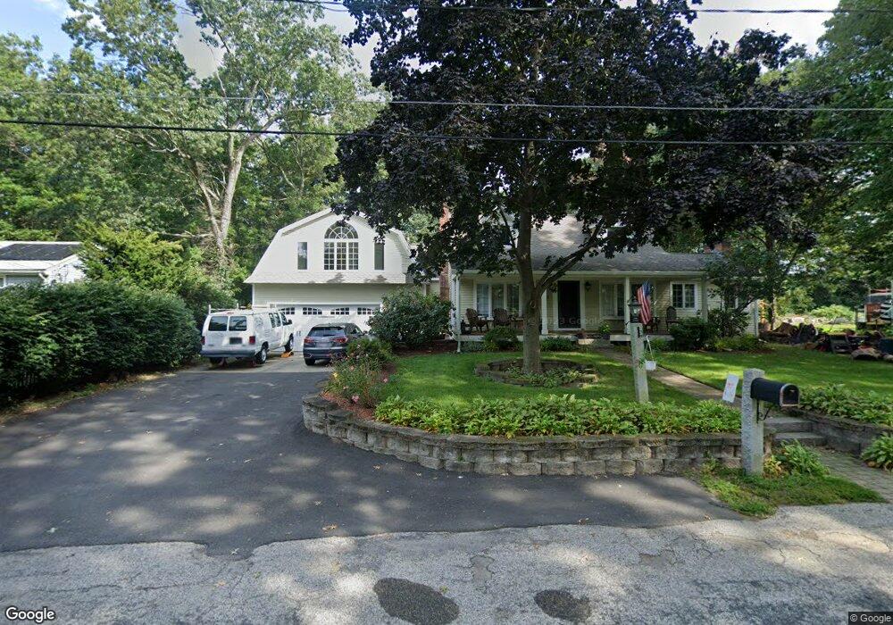 17 Overlook Dr, Bellingham, MA 02019 - photo 1