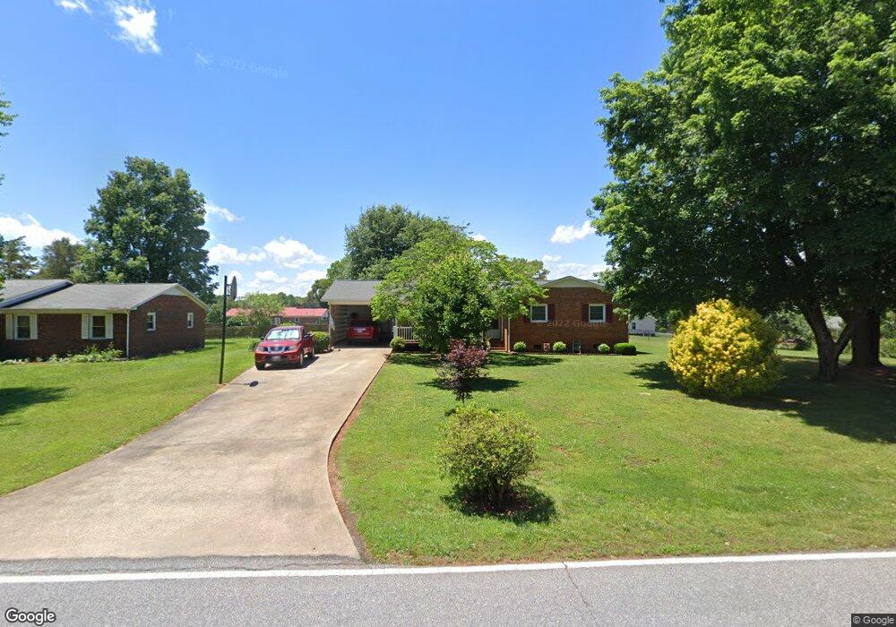 183 Victoria Dr, Statesville, NC 28625 - photo 1