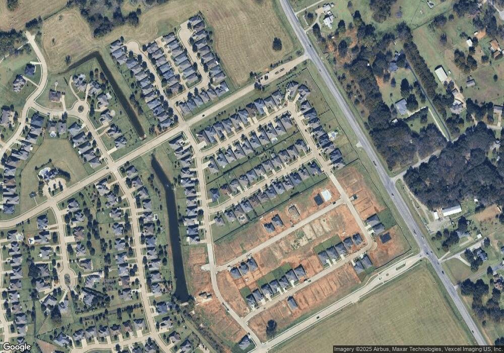 309 Oar Wood Dr, Granbury, TX 76049 - photo 1