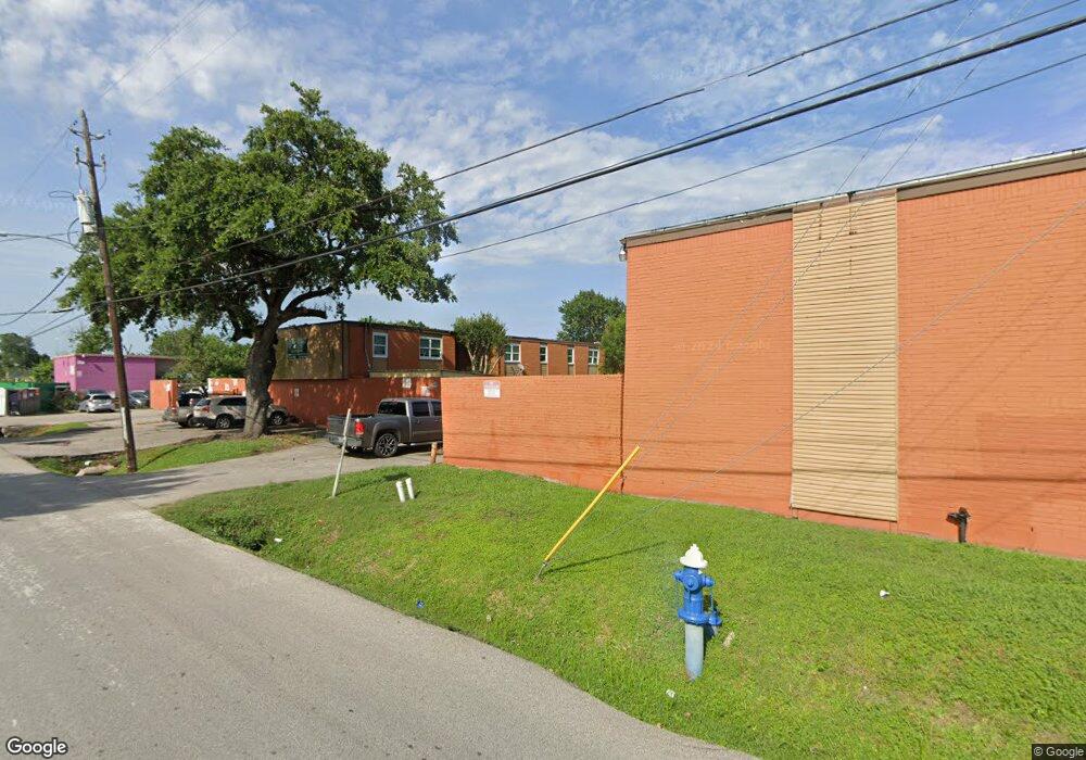 3043 Golfcrest Blvd unit 32, Houston, TX 77087 - photo 1