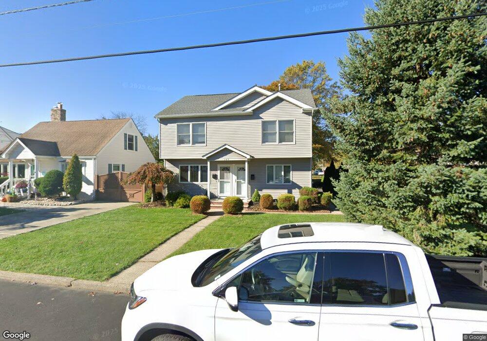 147 Beech St, Fords, NJ 08863 - photo 1
