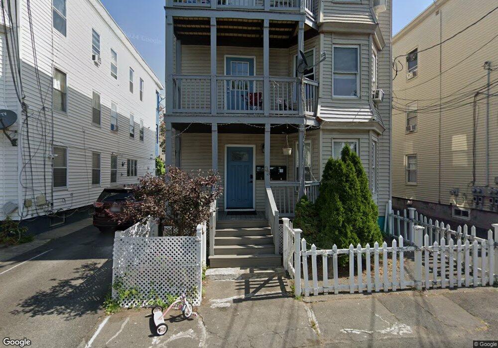 33 Witt St, Lynn, MA 01905 - photo 1