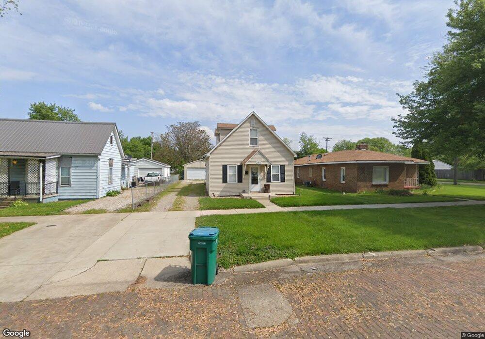 2804 Champaign Ave, Mattoon, IL 61938 - photo 1