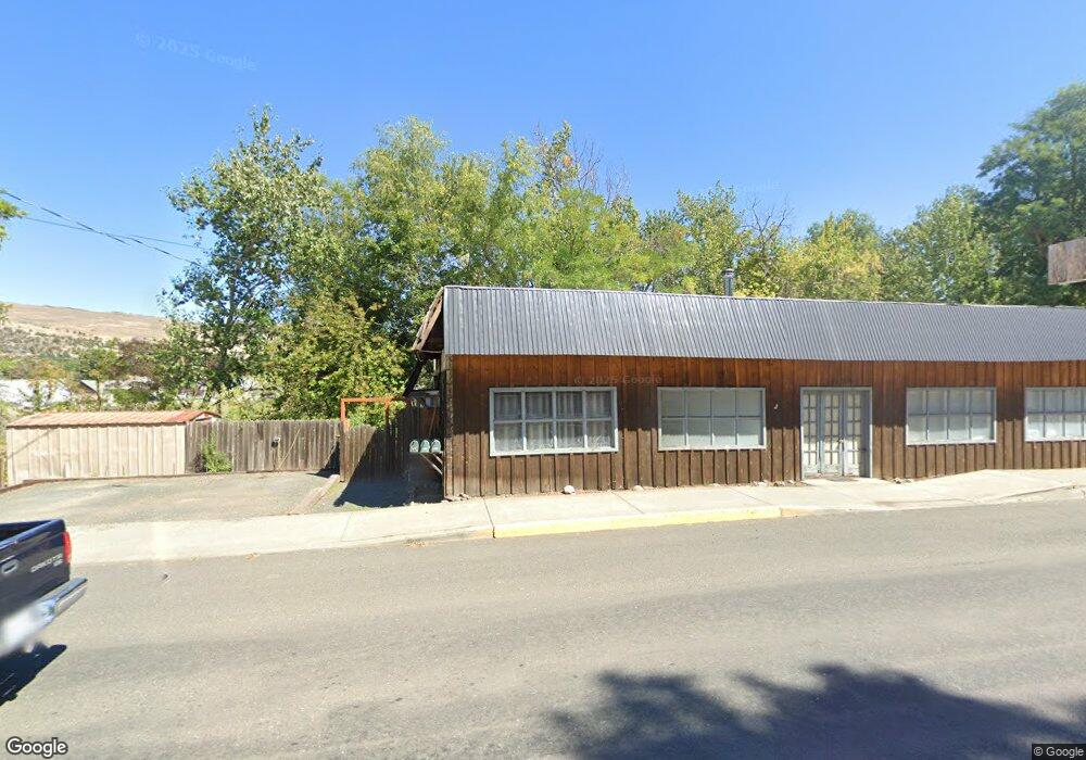 521 W Main St, John Day, OR 97845 - photo 1