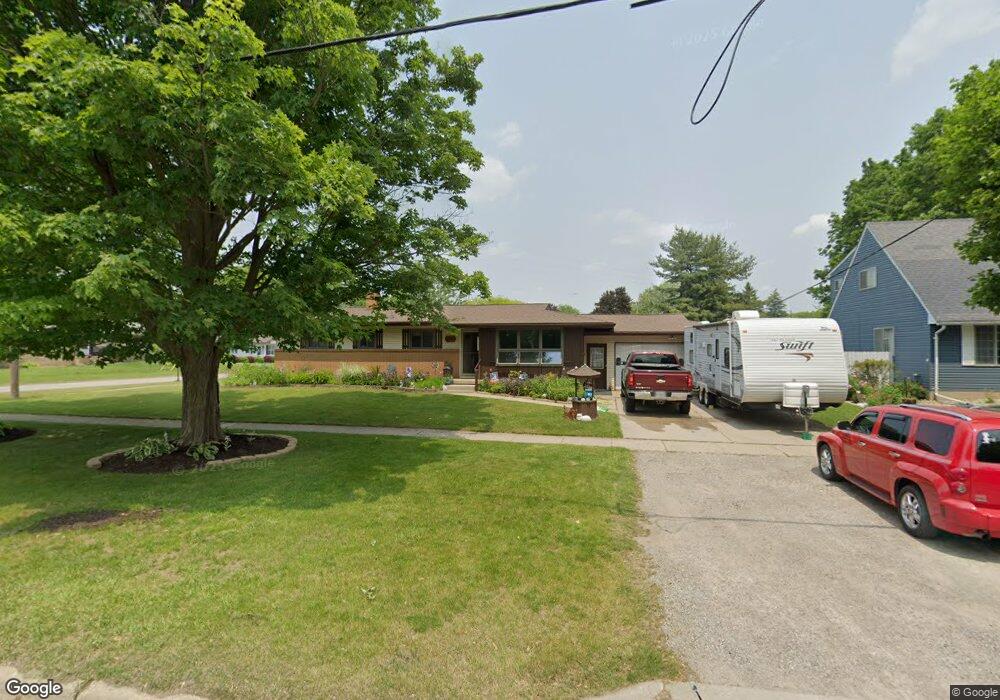 1011 Coutant St, Flushing, MI 48433 - photo 1