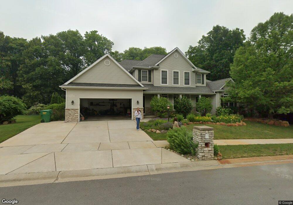 32773 Nature View Dr, New Carlisle, IN 46552 - photo 1