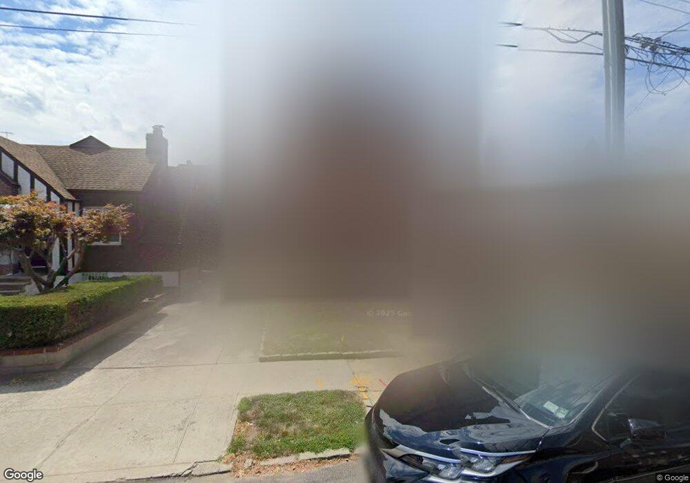 15326 60th Ave, Flushing, NY 11355 - photo 1