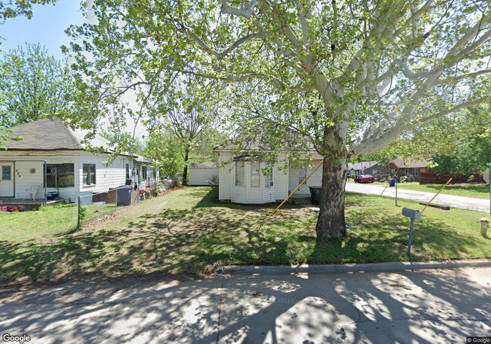 202 N 6th St, Duncan, OK 73533 - photo 1