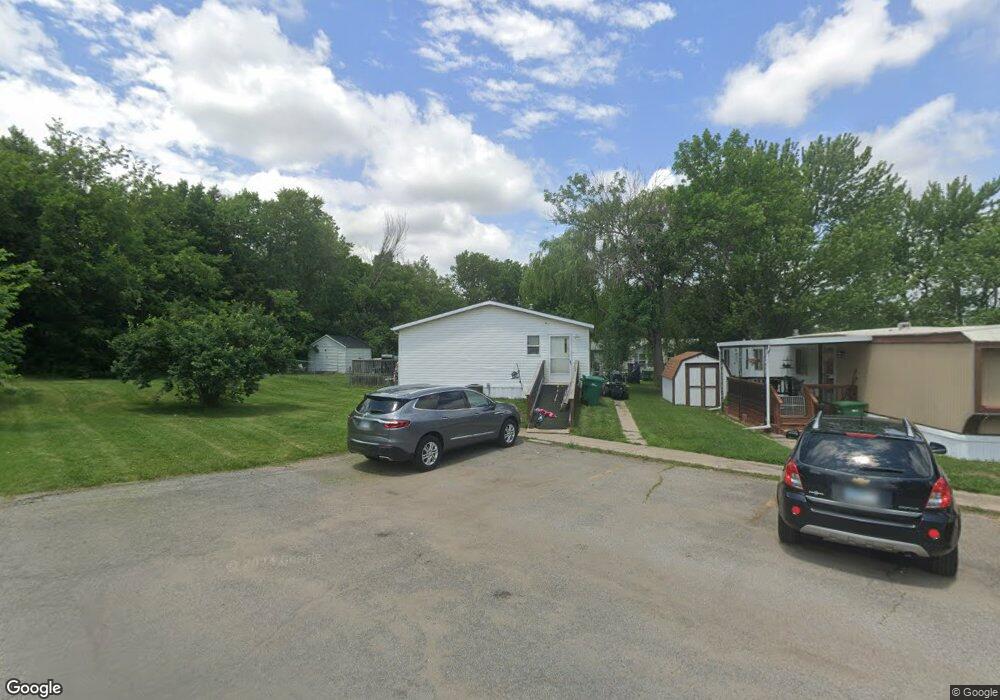 165 SE Willow Way St, Topeka, KS 66609 - photo 1